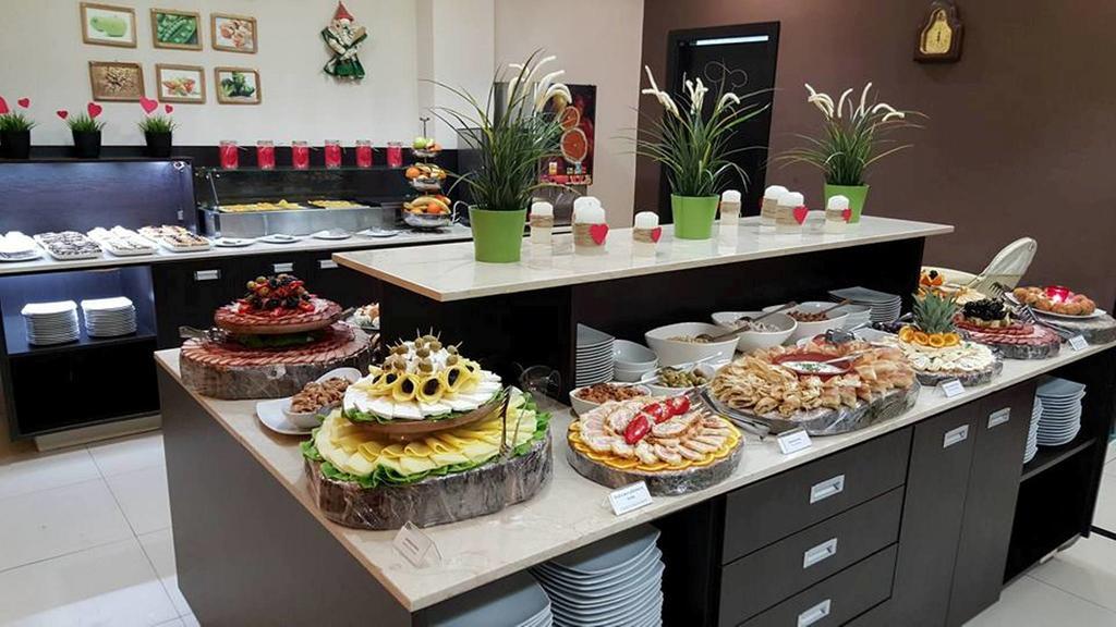Hotel Royal Spa Banja Koviljača Buitenkant foto